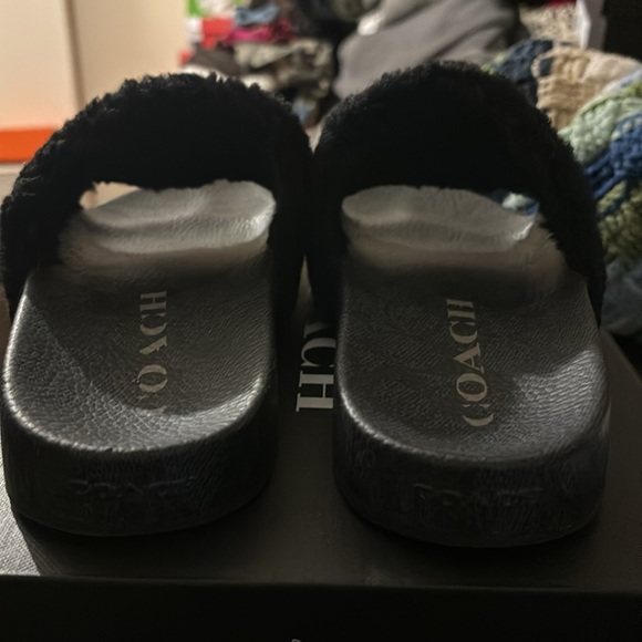 Coach Signature Pool Side Slides - Picture 4 of 5